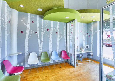 Dentist clinic waiting room south wall